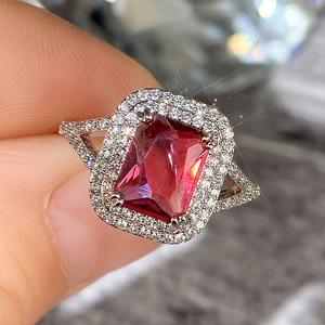 Nuevo anillo brillante con corte de princesa cuadrado, anillo de compromiso de moda europea para mujer - Product Image 2