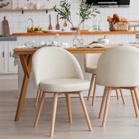 Chaise de salle à manger rembourrée en tissu beige nordique, pieds en bois massif, chaise d'appoint moderne pour la maison et la cuisine, mobilier de salle à manger, vente en gros ODM