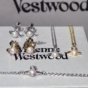 Conjunto de Joyería de Satén de Lujo Ligero y Elegante Empress Dowager Vivienne: Collar Geométrico de Media Cara con Perlas, Pendientes y Pulsera - Product Image 2