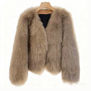 Abrigo corto de piel de zorro de imitación teñido liso tejido ecológico elegante regular para mujer Boying para invierno - Product Image 4