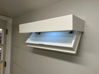 Étagère murale en bois de style boîte flottante avec compartiment caché et système de verrouillage magnétique