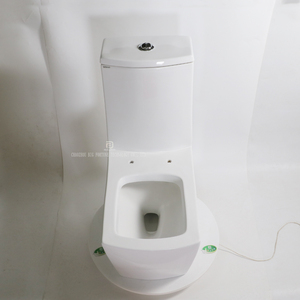 WC monobloc carré en céramique haut de gamme avec <span class=keywords><strong>chasse</strong></span> siphonique, sanitaires de salle de bain - Product Image 2