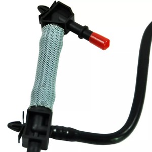 ชุดประกอบท่อหล่อเย็นเครื่องยนต์ Transit Mk7 Mk8 2.2 Rwd รุ่น 1761932 BK3Q9K022AG อะไหล่ทดแทน วัสดุยาง - Product Image 2