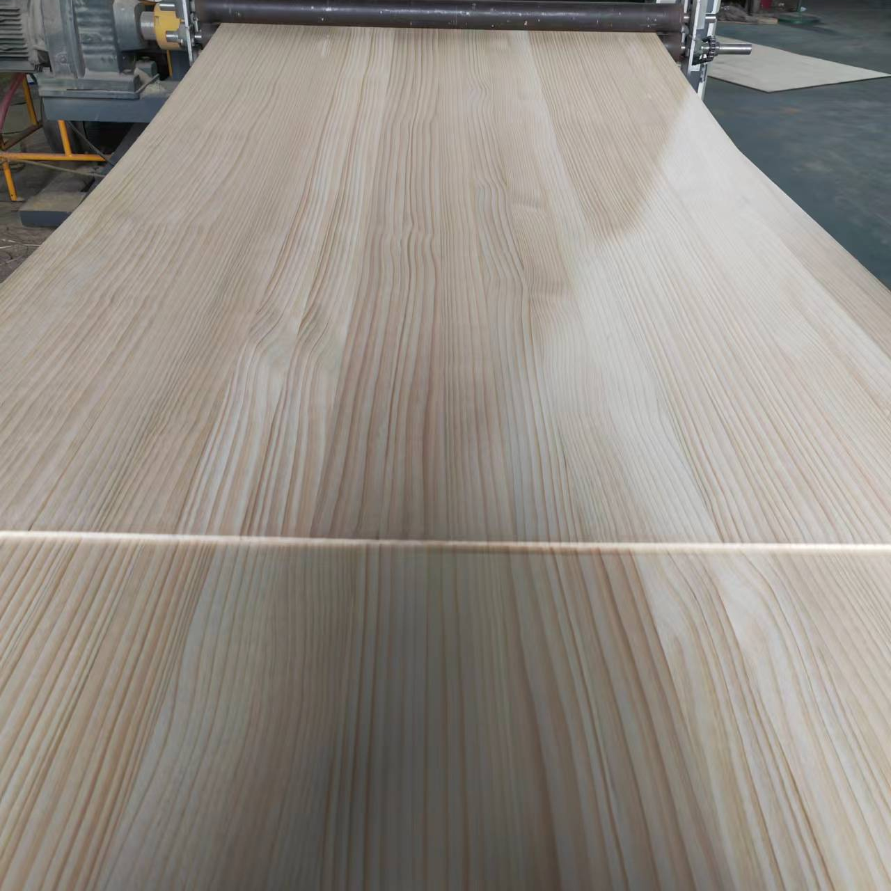 Thin solid wood board radiata pine board 5mm thickness wood