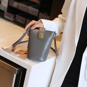 OEM ODM New Arrival Fashion Luxury Genuine <b>Leather</b> Handbags Women Mobile Cell Phone Purse <b>Small</b> <b>Crossbody</b> Messenger <b>Bags</b> - Product Image 4