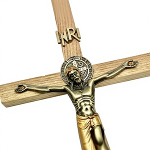 Crucifix croix en bois Jésus suspendu religieux inspirant INRI - Product Image 2