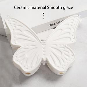 Veilleuse Papillon en Céramique, Ornement Artistique Moderne, Lumière Créative pour Table de Chevet, Chambre et Salon - Product Image 3