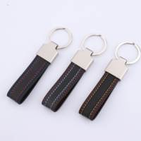 Porte-clés en cuir PU personnalisé gravé au laser porte-clés avec logo personnalisé pour cadeau accessoires porte-clés de voiture de luxe vente en gros
