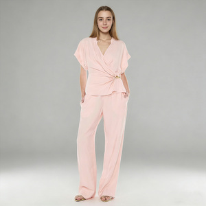Camicetta Elegante Rosa da Donna <span class=keywords><strong>con</strong></span> Scollo a V e Maniche Corte, Stile Mock Wrap <span class=keywords><strong>con</strong></span> <span class=keywords><strong>Nodo</strong></span> e Fibbia, per Ufficio e Lavoro - Product Image 1