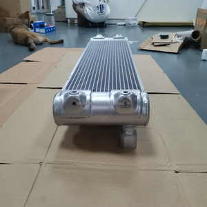 Refroidisseur d'huile hydraulique pour excavatrice SK125-3 SK135-8 AG77440001 303713 SK125SR-3 SK135SR-3 Radiateur d'huile hydraulique AG77440001/303713 - Product Image 3