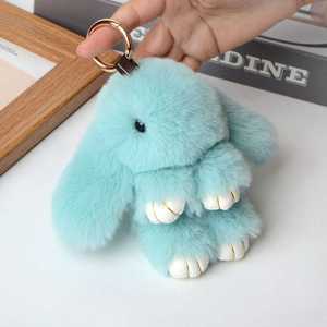 Pendentif Lapin <span class=keywords><strong>en</strong></span> Peluche Doux et Mignon de 15 cm avec <span class=keywords><strong>Pompon</strong></span> <span class=keywords><strong>en</strong></span> Fausse <span class=keywords><strong>Fourrure</strong></span> pour Voiture, Sac ou Porte-clés - Product Image 4