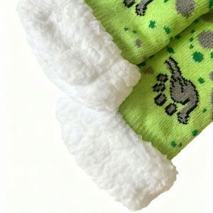 Chaussettes d'intérieur personnalisées ultra-épaisses en polaire d'agneau, tricotées à la nordique, antidérapantes, pour l'hiver extrême - Product Image 4