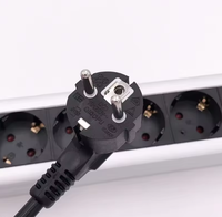 Grado industrial 1U 19 pulgadas Puerto de 8 vías Tipo francés Montaje en rack PDU Unidad de distribución de tira de alimentación de aluminio/plástico