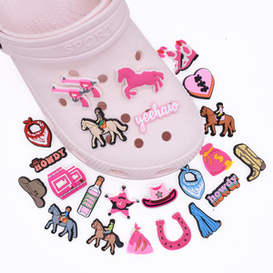 Adornos Personalizados de PVC Rosa para Zapatos de Vaquera con Caballo y Sombrero Estilo Western, Broches para Decoración de Sandalias y Zuecos - Product Image 2