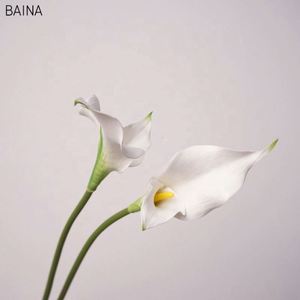 Delicadas Flores Artificiales de Lirio Calla de EVA, Tallo Largo, Tacto Realista, Pétalos Dobles, para Decoración de Hogar, Bodas o Navidad - Product Image 4