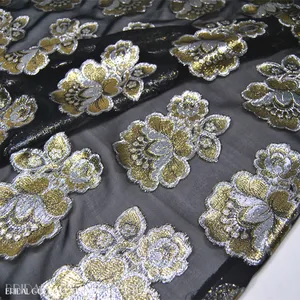 Hot Sale Jacquard Gold Floral Fabric Silk Metallic Fabric for Dress Women Sari