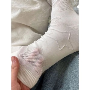 Calcetines blancos hasta media pantorrilla para mujer, transpirables, absorbentes del sudor, resistentes al olor, diseño de luna llena y estrellas, talla juvenil W3270 - Product Image 4