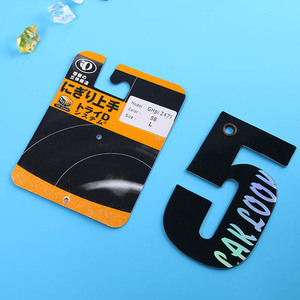 Étiquettes suspendues en papier épais 700 g/m² <span class=keywords><strong>Holland</strong></span> <span class=keywords><strong>White</strong></span> avec estampage doré et trou métallique - Product Image 6