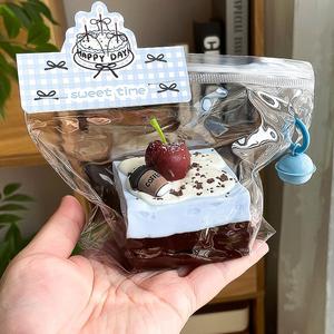 ของเล่นบีบเนื้อเค้กเค็มรสเชอร์รี่ ทำจากซิลิโคนเกรดอาหารสำหรับเด็ก ขายส่ง บรรเทาความเครียด สินค้ามาแรงบนออนไลน์ - Product Image 4