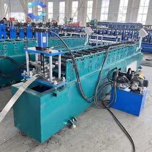 Machine de profilage automatique de montants d'étagères robustes contrôlée par PLC avec moteur à engrenages, roulement et pompe – Facilité d'utilisation - Product Image 3