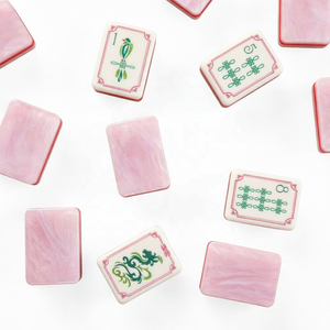 Tuiles de Mahjong Américaines Personnalisées en Acrylique, Dos Marbré Rose, Jeu Portable et Durable pour 4 Joueurs, Idéal pour le Divertissement - Product Image 1