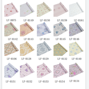 Rouleau de papier peint à motif de fleurs de lotus <span class=keywords><strong>en</strong></span> relief <span class=keywords><strong>en</strong></span> 3D de taille personnalisée pour chambre à coucher salon dessin au trait <span class=keywords><strong>Photo</strong></span> - Product Image 4