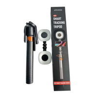 Stabilisateur de cardan intelligent Q13 AI avec rotation à 360°, suivi automatique du visage, télécommande sans fil et lumières LED pour téléphone portable et appareil photo