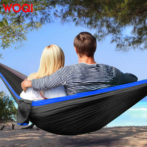 Hamaca doble de nylon Woqi, portátil, para acampar al aire libre, cama colgante para playa y senderismo - Product Image 3