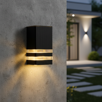 Applique murale extérieure LED étanche IP65 pour éclairage haut et bas, idéale pour porche et extérieur