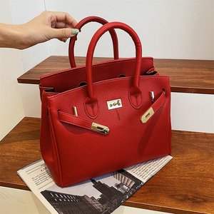 Borsa Grande a Mano da Donna 2026 Nuova Tendenza Rossa per Matrimoni, Borsa a Tracolla Grande Capacità - Product Image 1