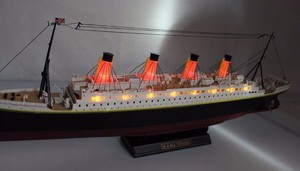 Bateau RC <span class=keywords><strong>Titanic</strong></span> en promotion, bateau <span class=keywords><strong>radiocommandé</strong></span>, grand navire de croisière <span class=keywords><strong>Titanic</strong></span>, modèle de bateau <span class=keywords><strong>Titanic</strong></span> 3D avec éclairage, jouets - Product Image 3