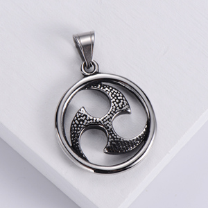 Bruja Triskelion inspirado collar de acero inoxidable amuleto <span class=keywords><strong>Triskele</strong></span> Triple espiral collares joyería Acier inoxydable - Product Image 5