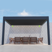 Pergola à lames orientables motorisée en aluminium avec éclairage et stores pour toit et mur