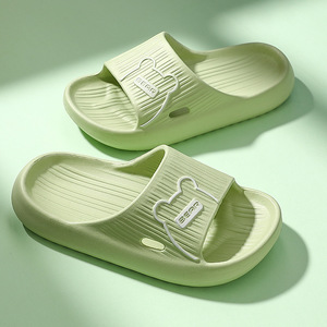 Chaussons d'été mignons et tendance pour toute la famille – Chaussures antidérapantes pour bébés garçons et filles, idéales pour la maison et la salle de bain - Product Image 4