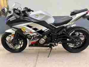 Kawasaki Ninja <strong>400cc</strong> Sportbike Second-Hand Gasoline <strong>Motorcycle</strong> for Street Riding - Product Image 2