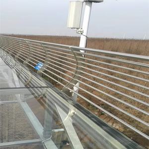 <span class=keywords><strong>Garde</strong></span>-<span class=keywords><strong>corps</strong></span> de pont de <span class=keywords><strong>garde</strong></span>-<span class=keywords><strong>corps</strong></span> de route XZL personnalisé en usine pour autoroute anti-collision directe sur trottoir de rivière - Product Image 4