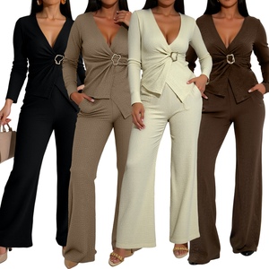 ชุดเซ็ต 2 ชิ้น เสื้อคอวีผูกเอวผ้าแจ็คการ์ดยืดหยุ่นจับจีบและกางเกงขายาวทรงกว้าง สไตล์ลำลองสำหรับผู้หญิง - Product Image 4