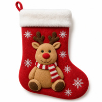 Chaussette de Noël en point de croix rouge, somptueuse et captivante, avec appliqué de dessin animé éclatant, pour la décoration de cheminée de Noël