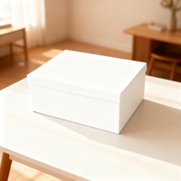 Maßgefertigte Faltbare Schuh-Geschenkbox mit Goldenem Deckel Weiße Karton-Klappbox für Sneaker-Einzelhandel Marken-OEM