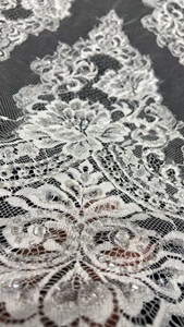 Elegante Pizzo Francese 3D con Ciglia, Ricamo Bianco con Paillettes, Perline e Tessuto con Perle per Abiti da Sposa Classici e Veli - Product Image 3