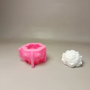 Moules de coulée en résine faits à la main pour bricolage ornements décoratifs Ins Style Silicone outils de bureau Lotus W0689 - Product Image 1