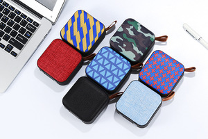 Haut-parleur Bluetooth Radio FM Étanche Stéréo en Tissu Mini Portable Extérieur BT Carte TF USB T5 Enceinte Sans Fil - Product Image 6