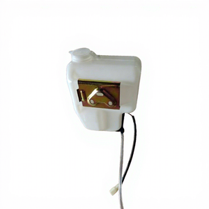 Best-seller fabbrica personalizzato finestra auto 12V tergicristallo 1.5L serbatoio <span class=keywords><strong>acqua</strong></span> in pvc - Product Image 1