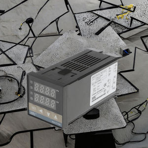 Groothandelsprijs XRKC Rex-C100 K/E/PT100 Ingang PID Temperatuurregelaar Hoge Temperatuur Alarm Geheugenfunctie OEM - Product Image 2