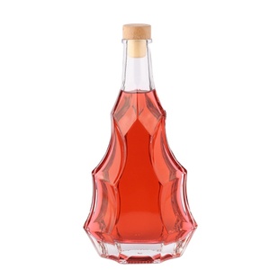 Personnalisé Clair En Verre Brandy <span class=keywords><strong>Vin</strong></span> Rouge Bouteille De Whisky En Verre 500 ml avec Couvercle En Liège - Product Image 1