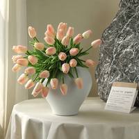 Fleur artificielle tulipe à tige unique en PU effet toucher réel haut de gamme, moderne, minimaliste, tendance, réutilisable et recyclable pour la maison