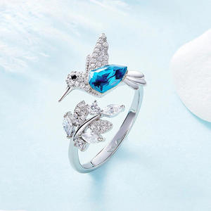 Anello Cocktail Colibrì T0632 in Argento 925 con Moissanite Taglio a Pera e Incastonatura Pavé, per Uso Quotidiano Femminile - Product Image 1