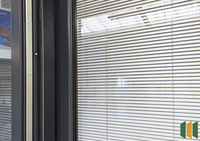 Lukliving Fácil de instalar Persianas integradas Ventanas entre vidrio aislante Ventanas fijas de aluminio Persianas fáciles de limpiar entre vidrio