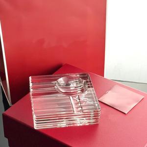 Cenicero de Cristal de Lujo con Diseño de Ranuras Transparentes, Forma Cuadrada, Hecho a Mano - Product Image 5