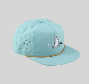 Gorra de Béisbol Deportiva de 5 Paneles de PVC y Goma con Logotipo, Impermeable, Tipo Trucker, para Golf, con Orificios Perforados con Láser - Product Image 1